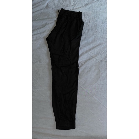 Tna Joggers - Picture 2 of 3